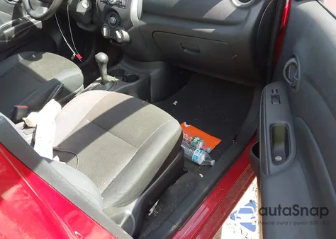 2012 Nissan Versa 1.6 Sv z USA, uszkodzony, nr VIN 3N1CN7AP8CL927695